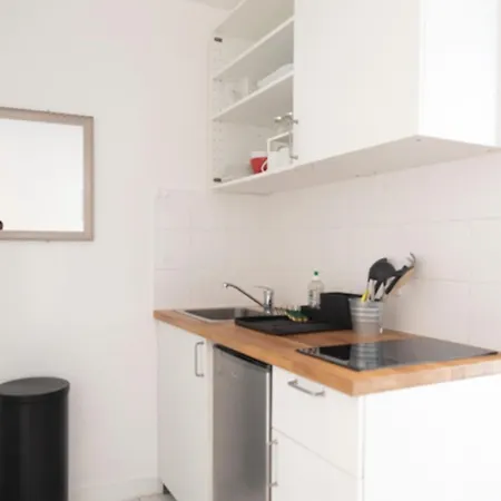 Cozy Studio Near Paris 公寓 *